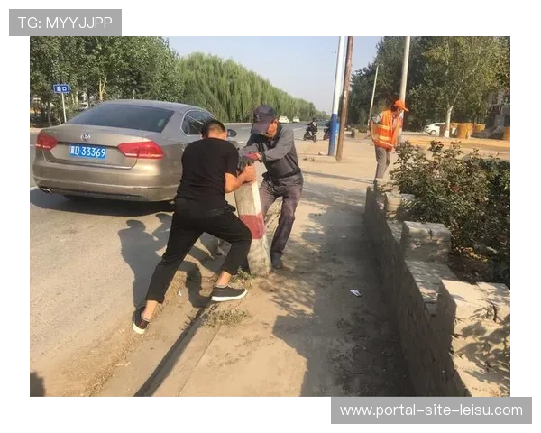 欧冠门票二次销售案频发，欧足联联合警方专项整治